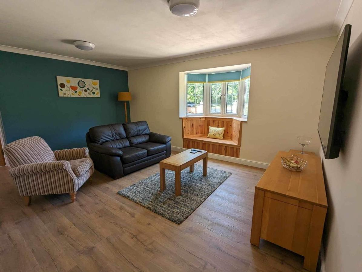 The Hideaway Apartment Woodhall Spa Exterior photo